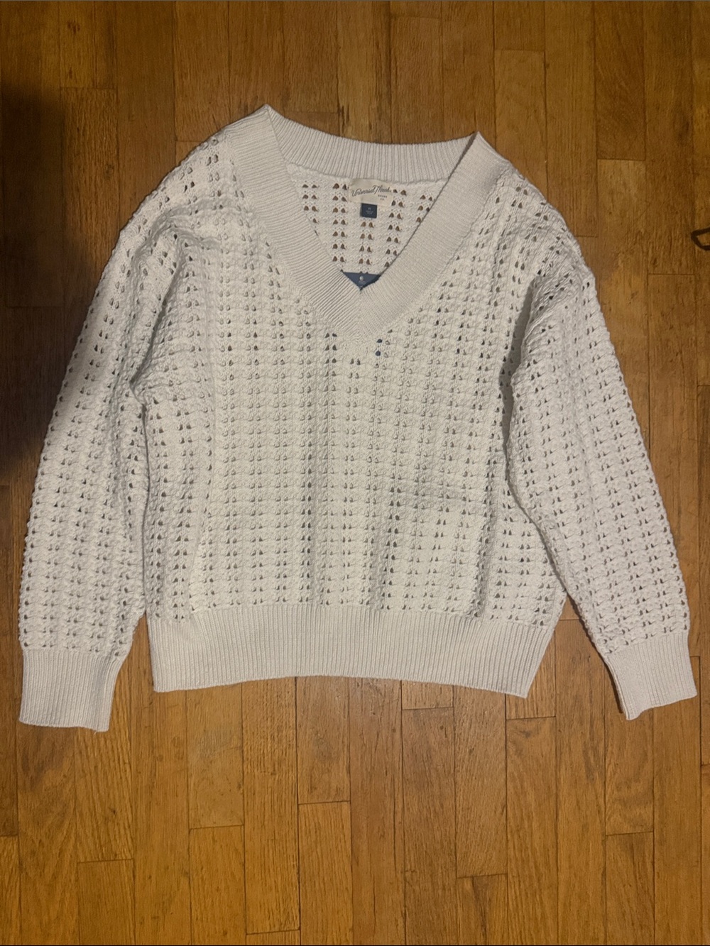 Universal Thread White V‑Neck Open Knit Sweater